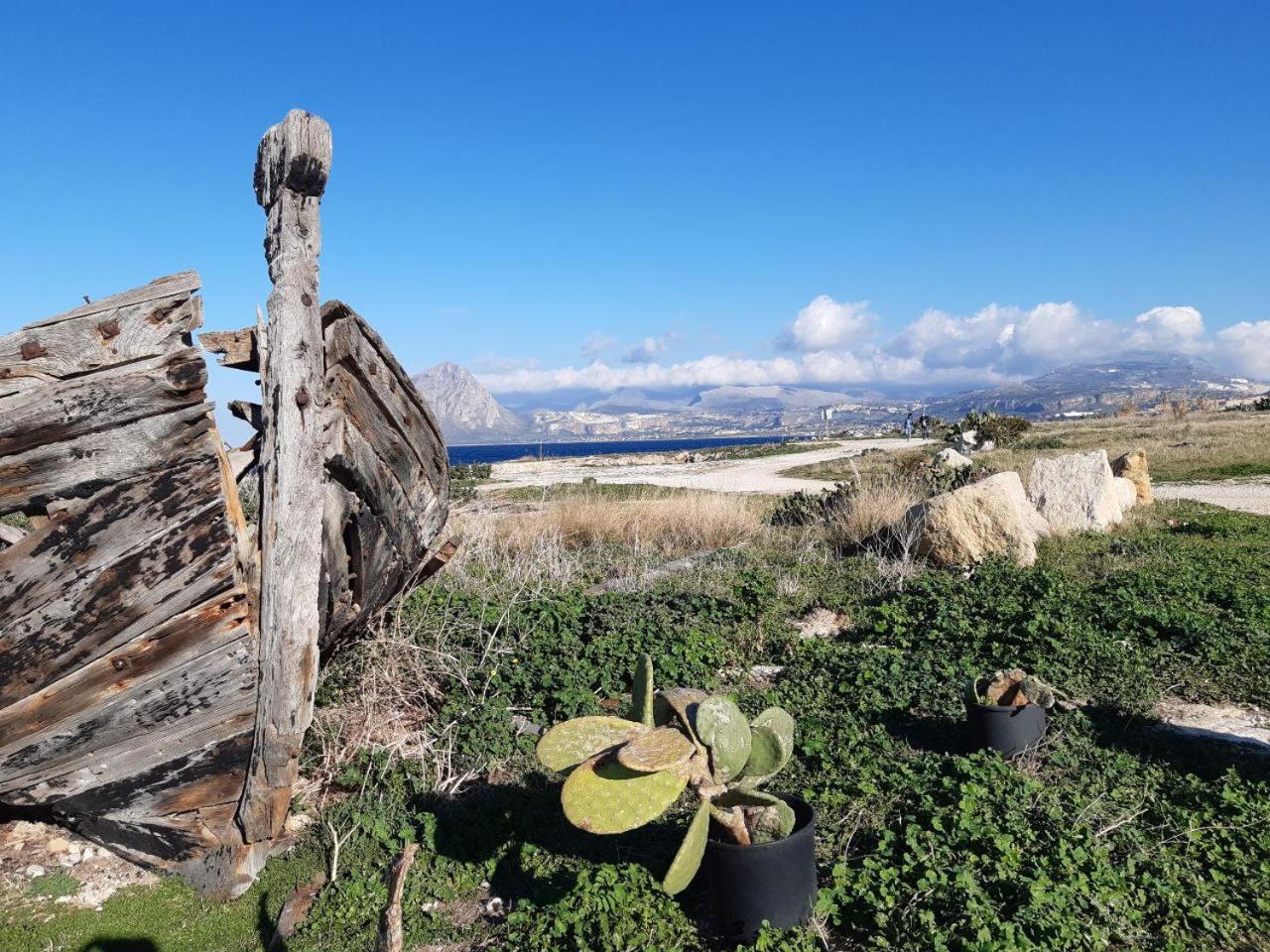 Il Colore Del Mare Tonnara di Bonagia Esterno foto