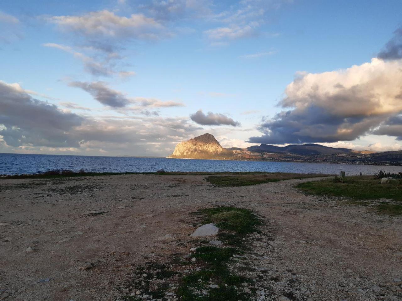 Il Colore Del Mare Tonnara di Bonagia Esterno foto